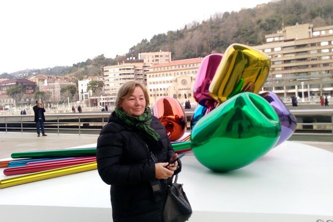 The magic of the Guggenheim museum - 2 hours with VIP tickets - FAQ