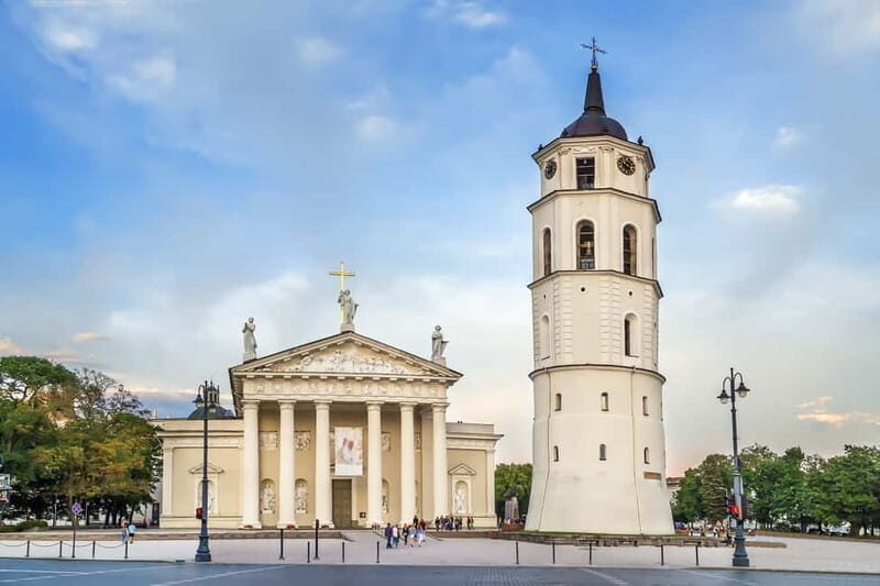 The Majestic and Royal Vilnius Walking Tour - FAQ