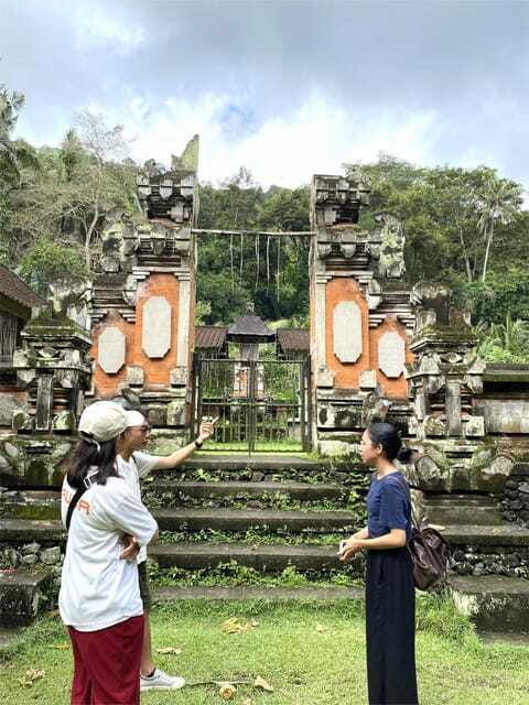 the-majesty-of-bali-amlapuras-charm-water-palace