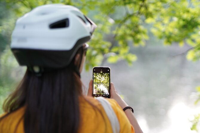 the-milan-you-dont-expect-bike-tour-with-picnic-on-the-lake