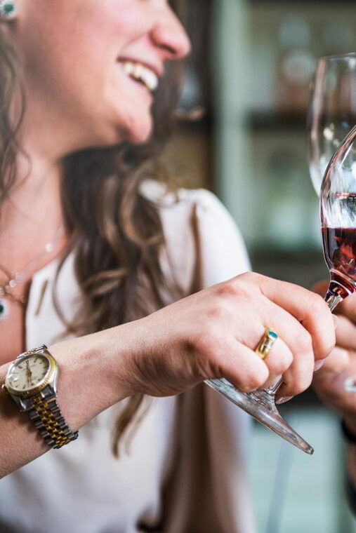 the-monsu-winetasting-in-la-morra