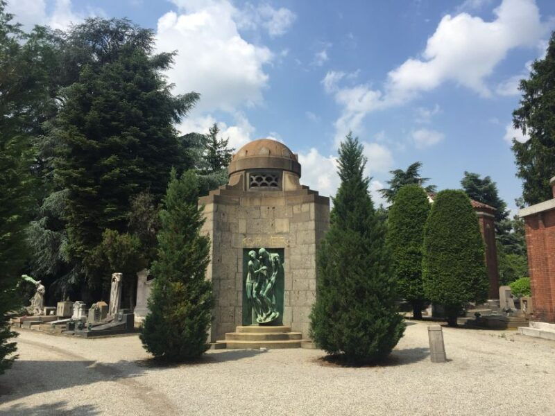 the-monumental-cemetery-of-milan-discover-the-unexpected-2