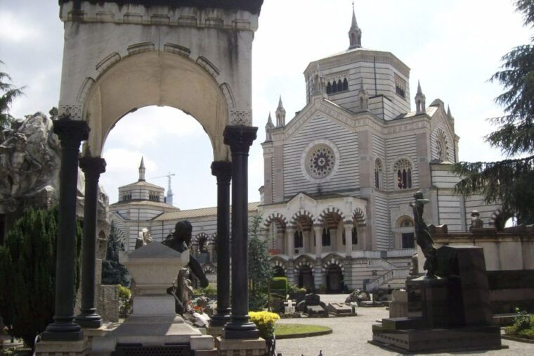 the-monumental-cemetery-of-milan-discover-the-unexpected-2