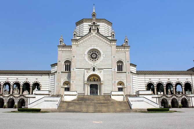 the-monumental-cemetery-of-milan-discover-the-unexpected