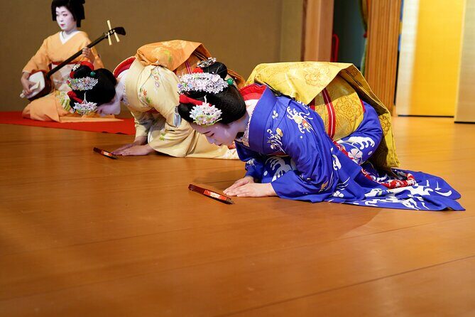 The Most Authentic Maiko Experience Kyoto Cuisine at Noh Stage - Key Points