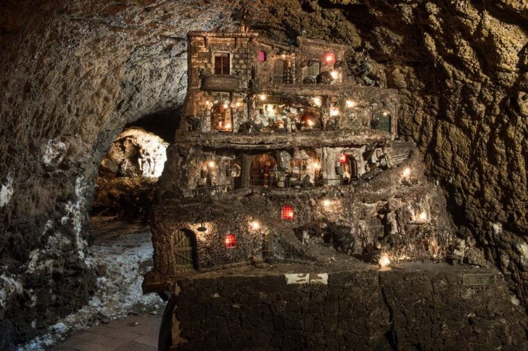 the-mouth-of-the-volcano