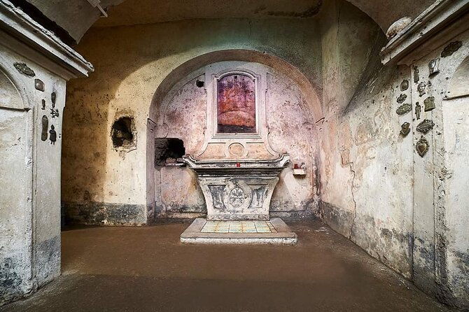 the-mystery-of-naples-saga-the-skull-with-ears