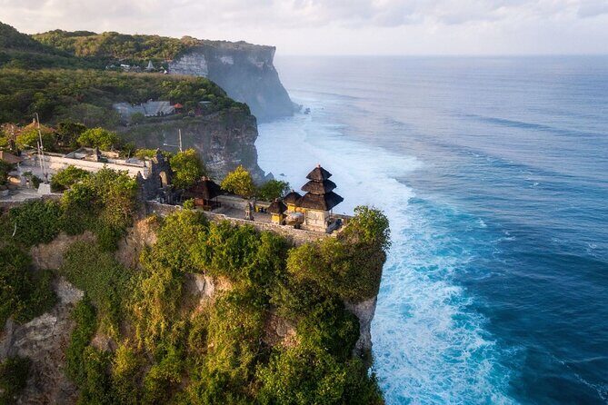The mystical Uluwatu temple and the Kecak fire dance - Starting with Melasti Beach: Relaxation and Nature