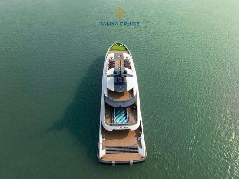 The Newest and Most Luxurious Cruise on the Bay-Day Trip - Key Points