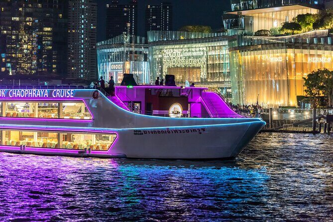 The Newest Luxury 5 Star Bangkok Chaophraya Dinner Cruise - Who Will Love This Experience?