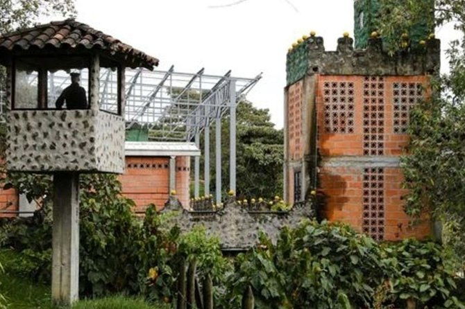 the-not-polite-to-use-his-name-city-tour