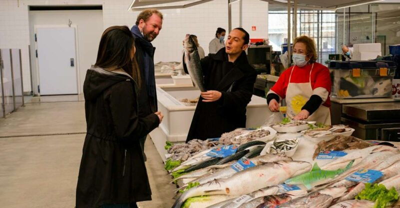 the-only-fish-market-tasting-tour-sea-to-table