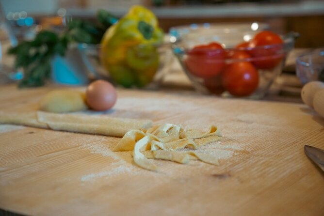the-orange-gold-of-san-gimignano-the-saffron-dop-cooking-class