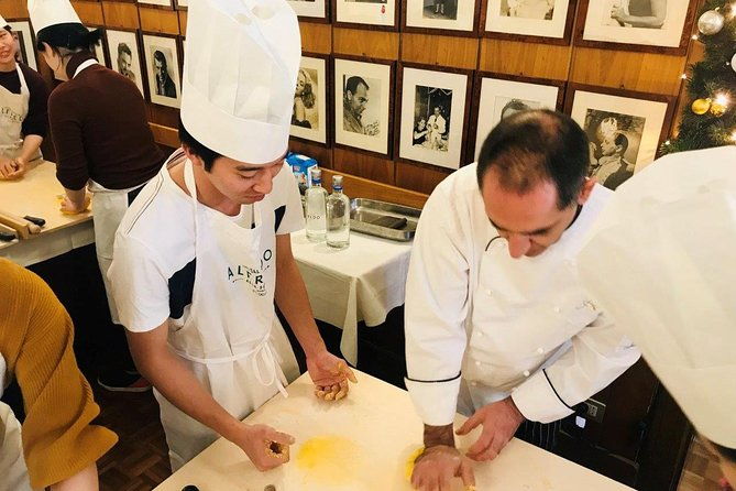 the-original-fettuccine-alfredo-experiences-in-roma