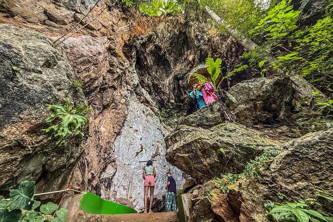 The Original Sticky Waterfalls All Inclusive - FAQs