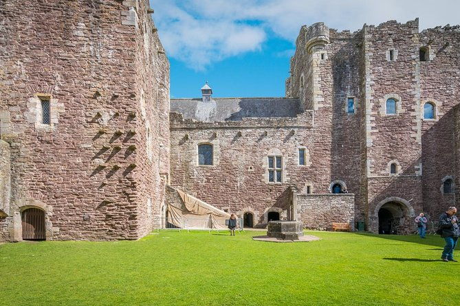 the-outlander-1-day-experience