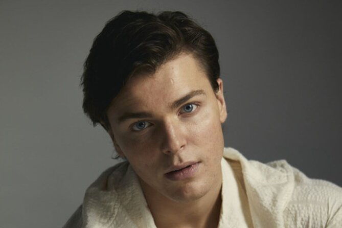 the-outsiders-on-broadway-ticket