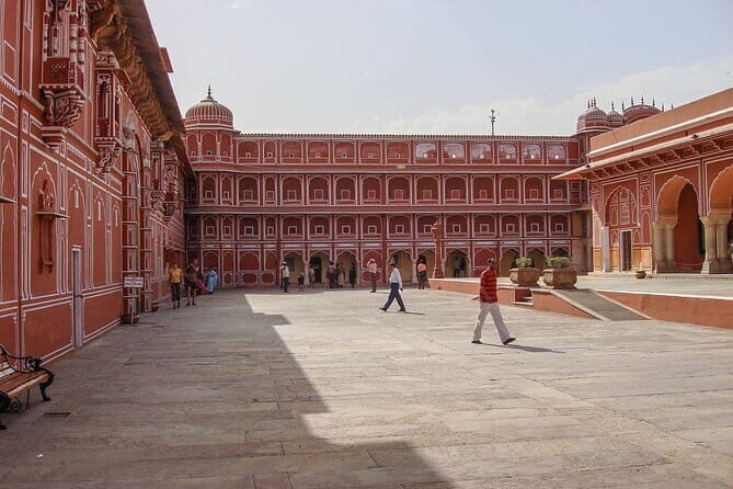 The Palace Residence of the Maharaja of Jaipur - a Private Curated Visit - Who Should Consider This Tour?