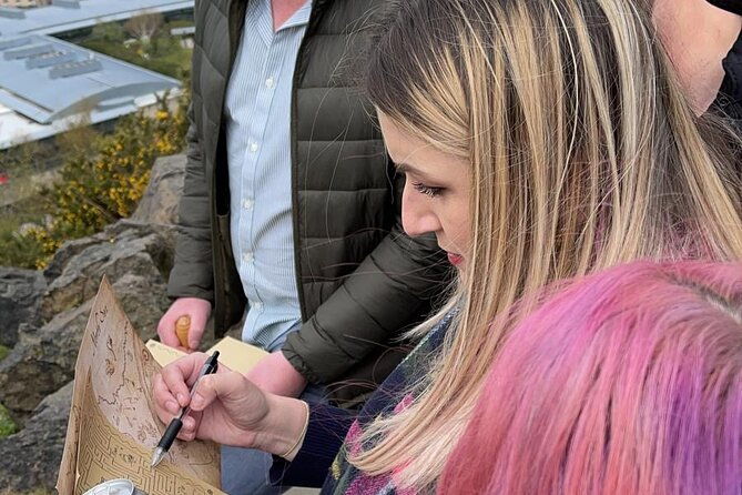 the-pirates-riddle-an-outdoor-treasure-hunt