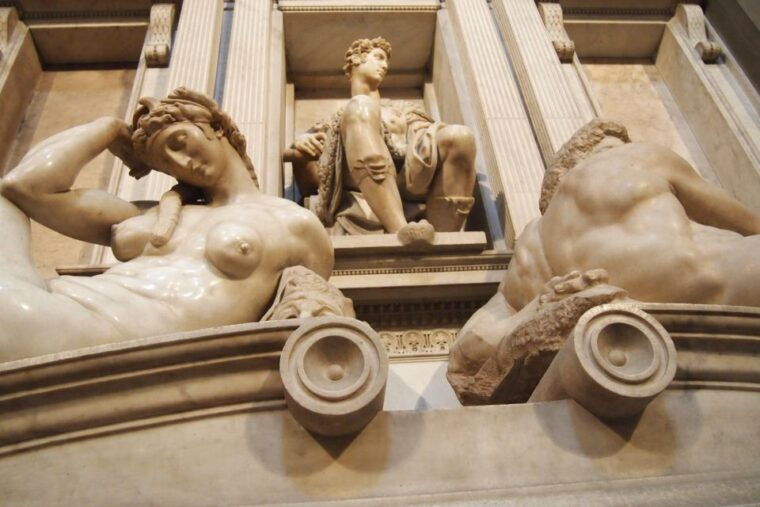 the-places-of-the-medici-family-the-palace-and-the-chapels