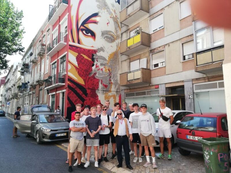 the-real-lisbon-street-art-tour-by-minivan