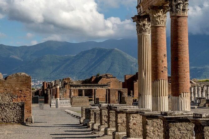 the-rise-fall-and-rediscovery-of-pompeii-a-self-guided-tour