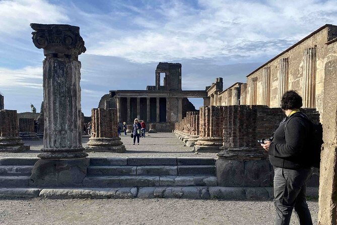 the-rise-fall-and-rediscovery-of-pompeii-a-self-guided-tour