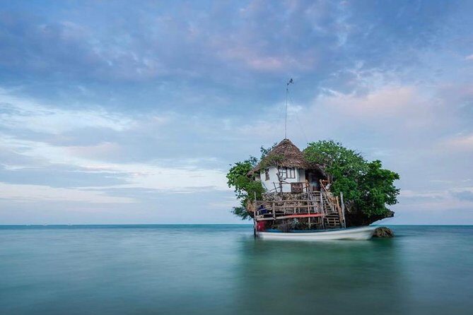 The Rock Restaurant by Speed Boat - Arriving at The Rock Restaurant  
