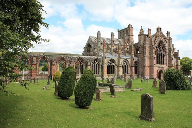the-scottish-borders-full-day-private-tour-in-a-luxury-minivan-with-local-guide