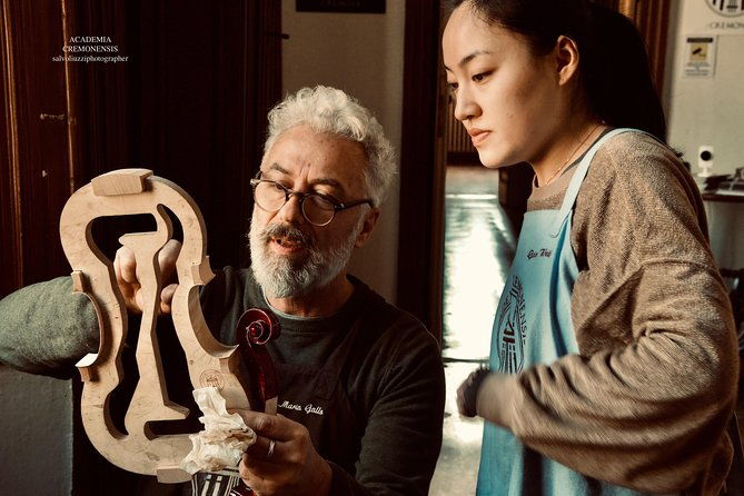 the-secret-of-stradivari-in-cremona-visit-the-violinmaker-school-2