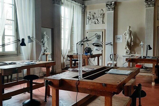 the-secret-of-stradivari-in-cremona-visit-the-violinmaker-school-2