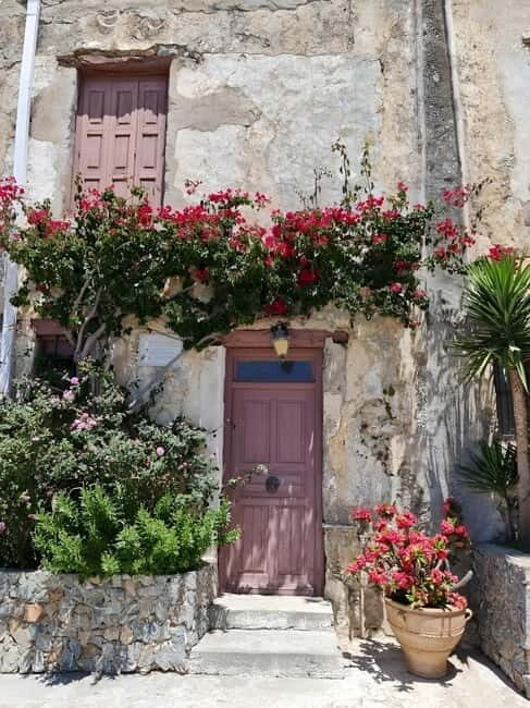 The selective food tour Feel like local from Heraklion - What to Expect from the Food Tour