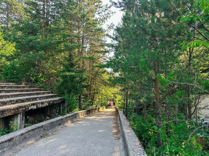 The spirit of the Winter Olympics | Hike along the bobsleigh track - FAQ