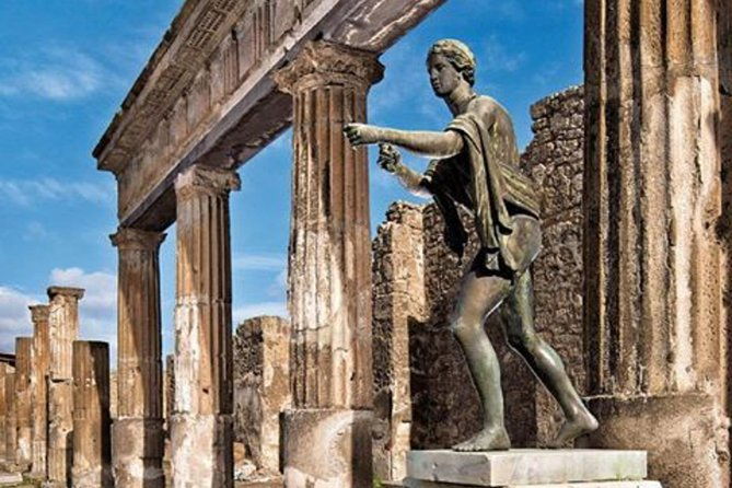 the-splendour-of-pompeii-ruins-with-pompeii-guide