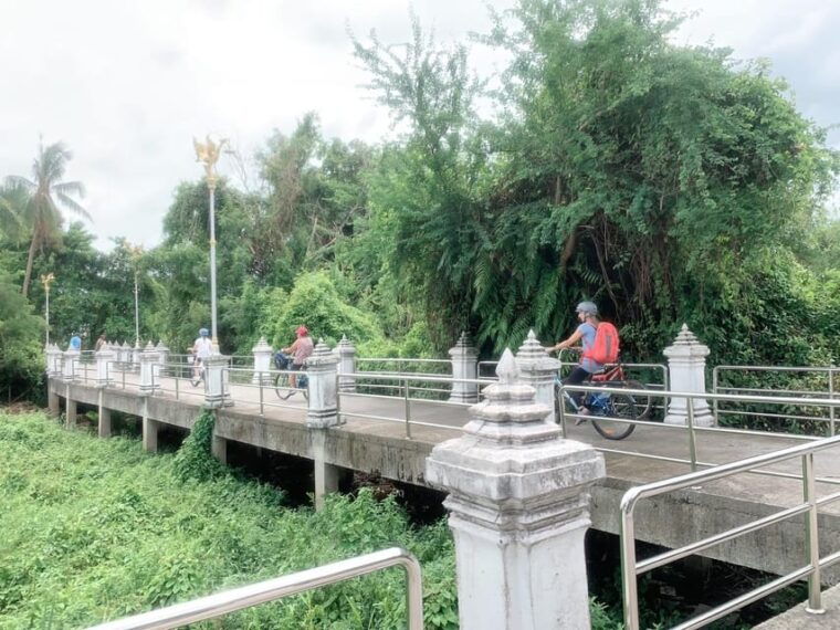 the-story-of-handicrafts-full-day-experience-from-bangkok