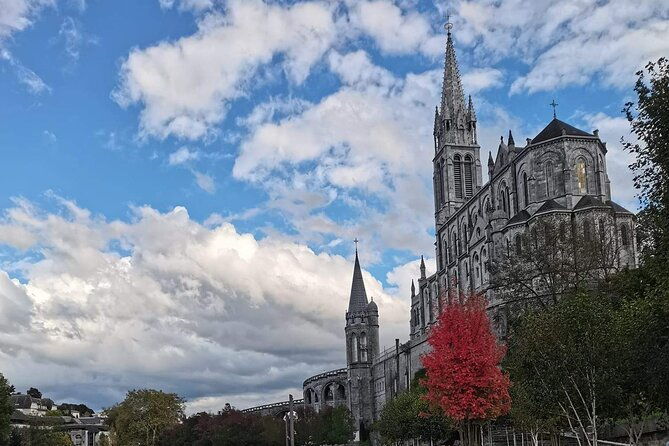 the-story-of-lourdes-walking-tour
