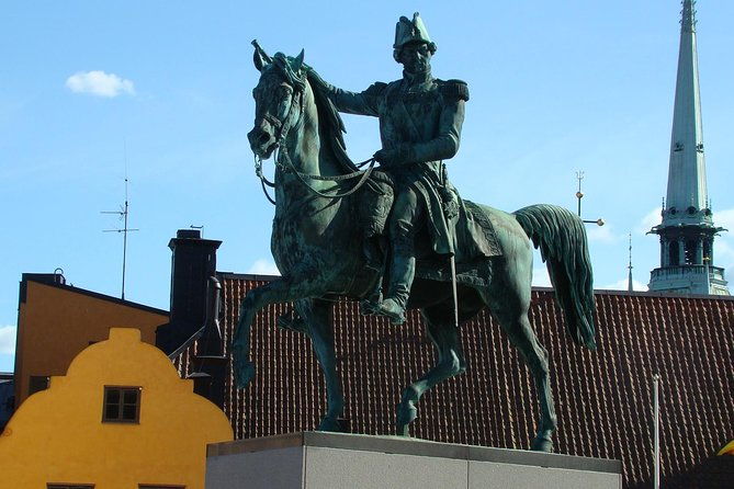 the-story-of-stockholm-and-sweden-in-three-chapters-a-small-group-walking-tour-2