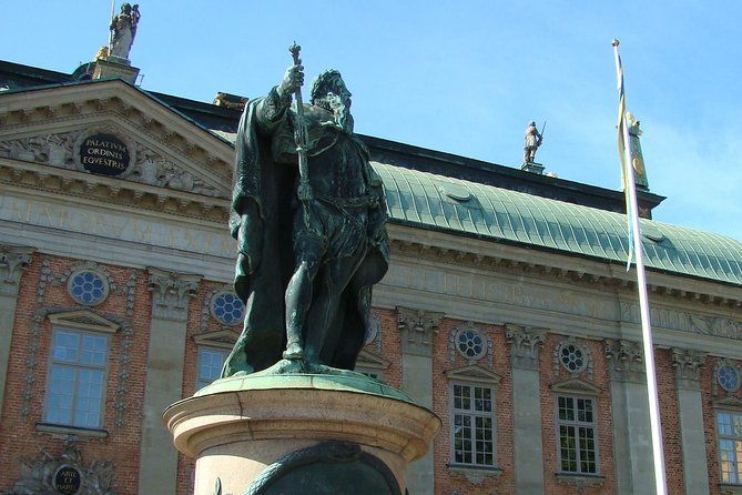 the-story-of-stockholm-and-sweden-in-three-chapters-a-small-group-walking-tour-2