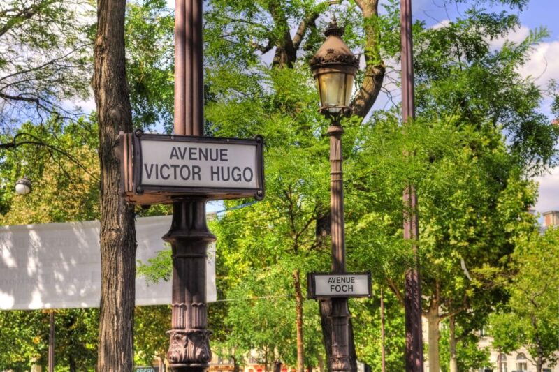 the-story-of-victor-hugo-in-paris-old-town-tour-museum