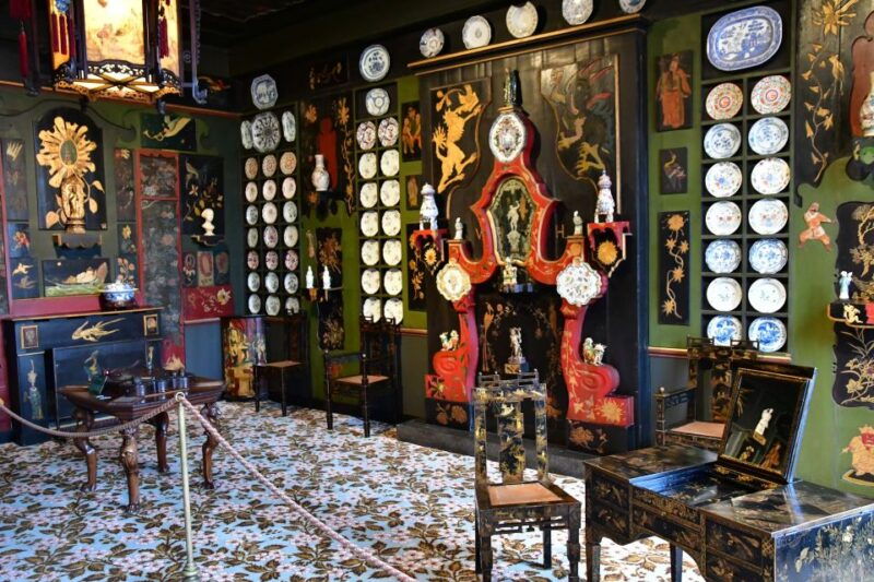 the-story-of-victor-hugo-in-paris-old-town-tour-museum