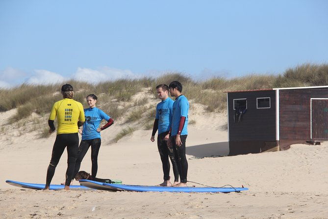 the-surf-instructor-in-costa-da-caparica