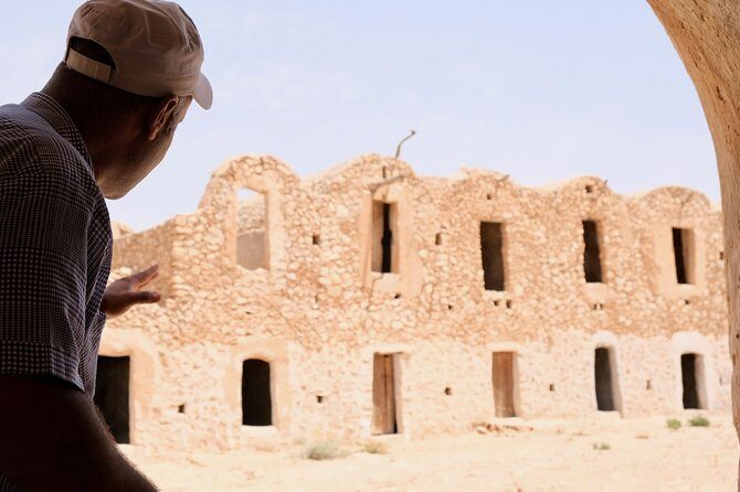 The three desert and mountain oases - Key Points