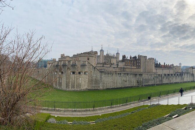 the-tower-of-london-small-group-tour-with-a-local-expert