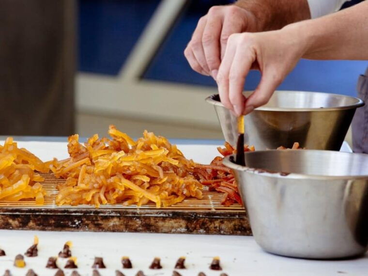 the-turin-chocolate-factory-guided-tour-tasting-2