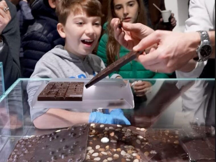 the-turin-chocolate-factory-guided-tour-tasting-2