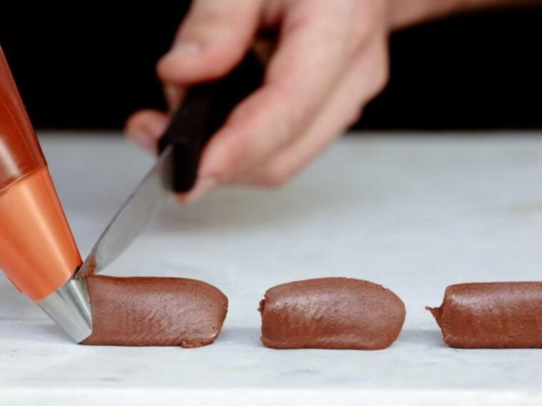 the-turin-chocolate-factory-guided-tour-tasting-2