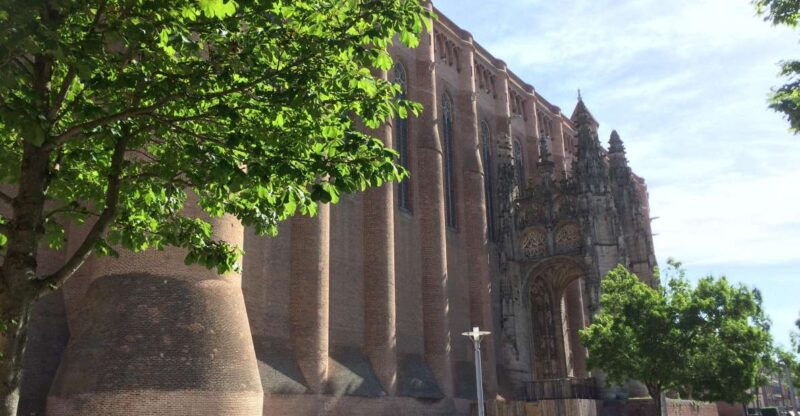 the-two-beautiful-cities-of-albi-and-cordes-sur-ciel