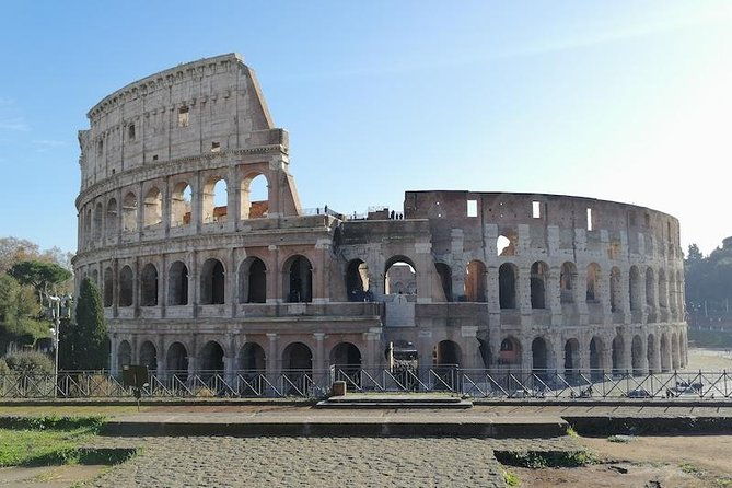the-unmissable-to-see-in-rome-colosseumtrevi-and-spanish-steps-private-tour