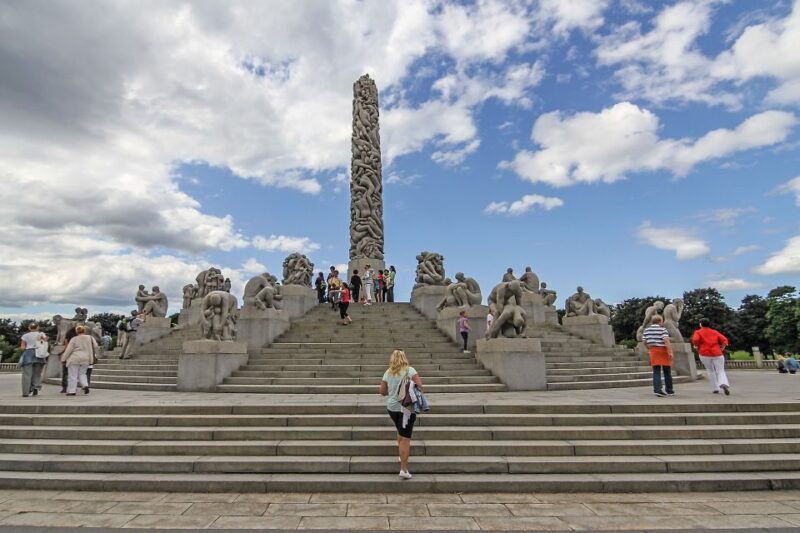 the-vigeland-park-in-oslo-insta-perfect-walk-with-a-local