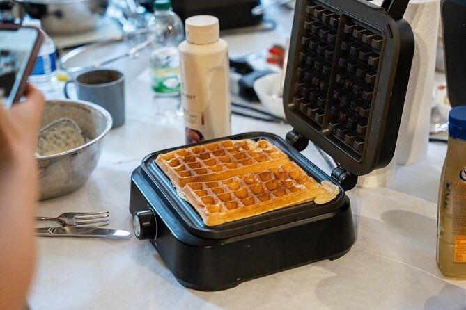 the-waffles-n-coffee-breakfast-in-bruges-centre-2